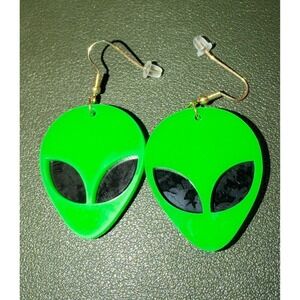 Green Alien Head Dangle Earrings Black Eyes Fun Novelty New